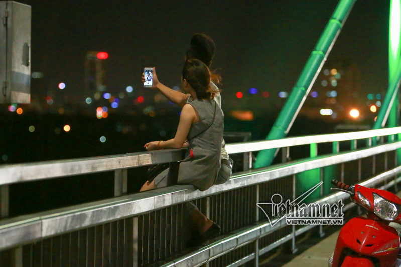 Hòng gió cầu Nhật tân