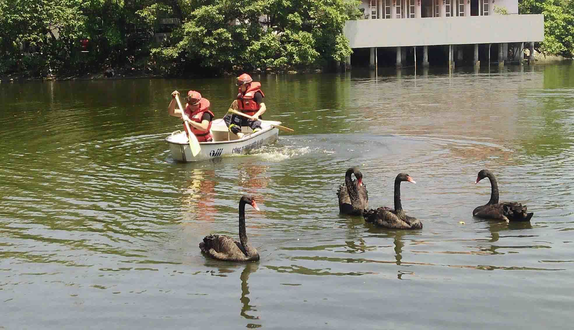 đuối nước,chết đuối,hồ Thiền Quang,Hà Nội