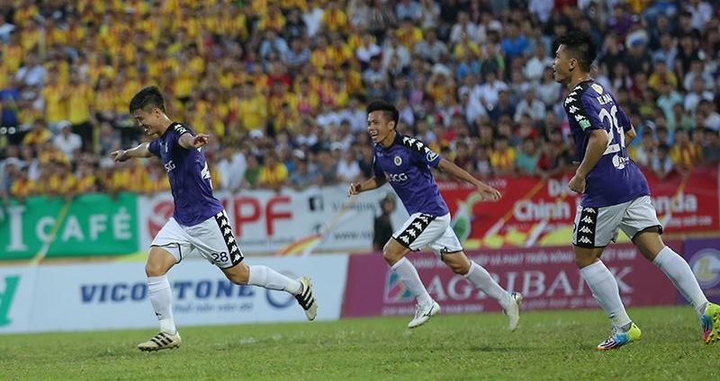 Duy Mạnh mở tỷ số cho Hà Nội FC