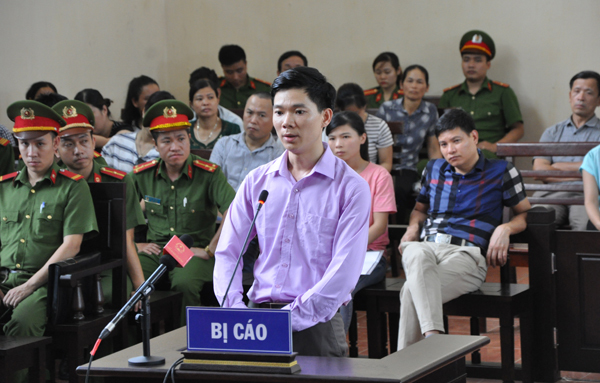 Tiết lộ cuốn sổ quyết định ‘số phận’ BS Hoàng Công Lương