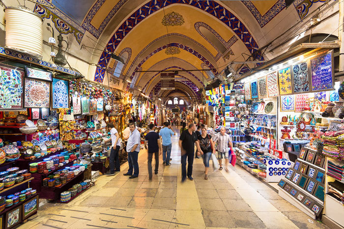 Grand Bazaar: Khu chợ 4.000 gian hàng toàn đàn ông đứng bán