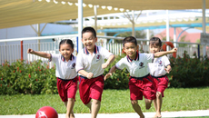 Trải nghiệm hè đáng nhớ cho bé tại UK Academy Trải nghiệm hè đáng nhớ cho bé tại UK Academy