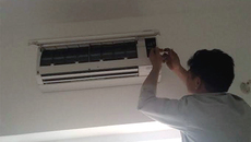 Điều hòa thổi ra hơi nóng: Sự cố bất ngờ, nỗi khổ giữa đêm oi bức Điều hòa thổi ra hơi nóng: Sự cố bất ngờ, nỗi khổ giữa đêm oi bức