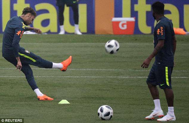 Hồi phục thần tốc, Neymar sẵn sàng chiến World Cup
