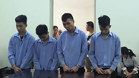 Đám cướp bịt mặt ở Hà Nội và nước mắt những người mẹ