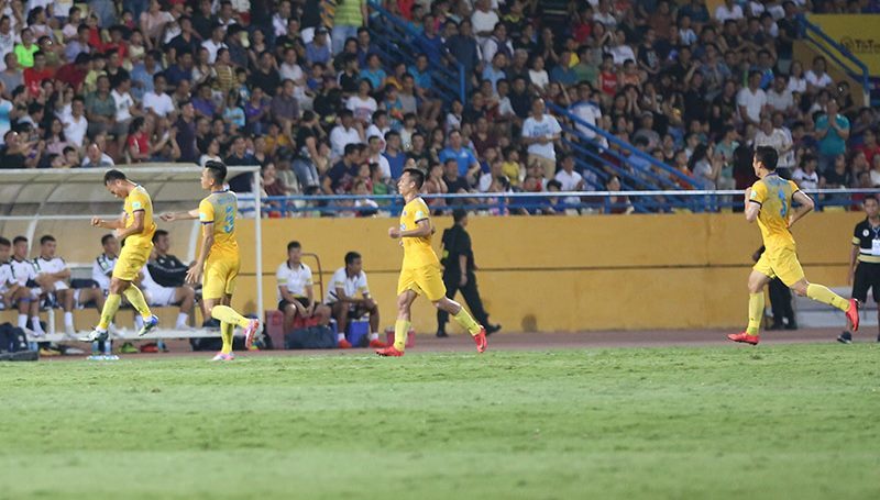 Hà Nội 1-0 Thanh Hóa: Trọng Hoàng mở tỷ số