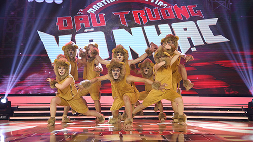 Phần thi của nhóm võ Mãnh Hổ