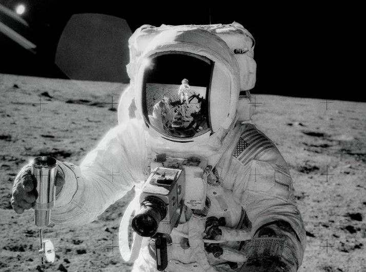 Người thứ 4 đặt chân lên Mặt Trăng vừa qua đời ở tuổi 86