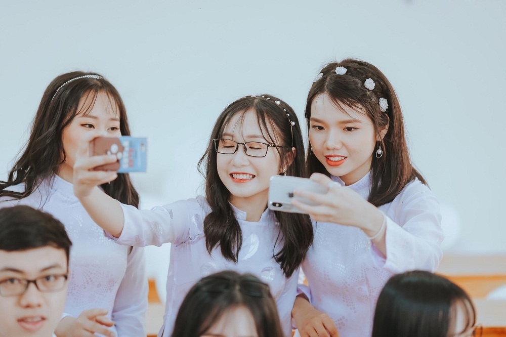 Bức thư xin lỗi thầy cô của nữ sinh giải Nhất môn văn quốc gia