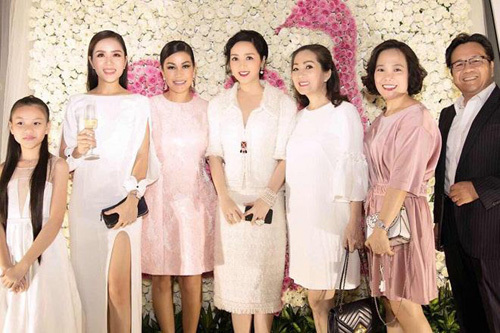 Thea Aesthetic Clinic tổ chức tiệc VIP tri ân khách hàng