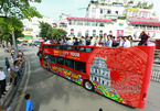 Xe buýt 2 tầng sặc sỡ chạy quanh phố Hà Nội giá vé cao nhất 650 nghìn