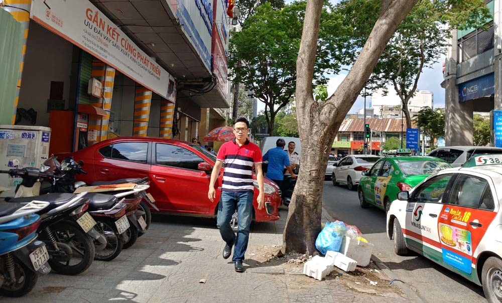 lấn chiếm vỉa hè,phê bình,tai nn giao thông,Nguyễn Thành Phong