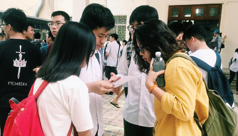 Đề thi Toán vào Chuyên Đại học Sư phạm dễ lấy điểm 7