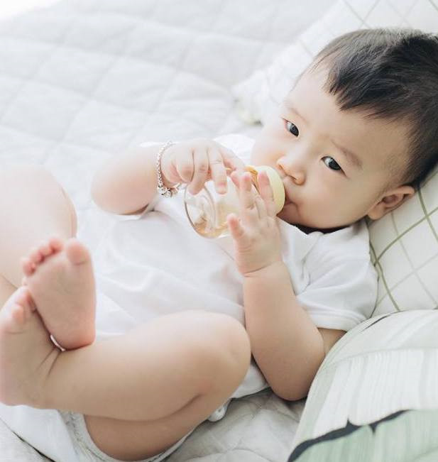 {title} Điểm danh những nhóc tỳ đáng yêu và nổi tiếng nhà hot girl Việt