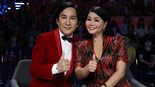 Kim Tử Long khiến người lái taxi quỳ lạy vì khả năng 'bắn' tiếng Anh