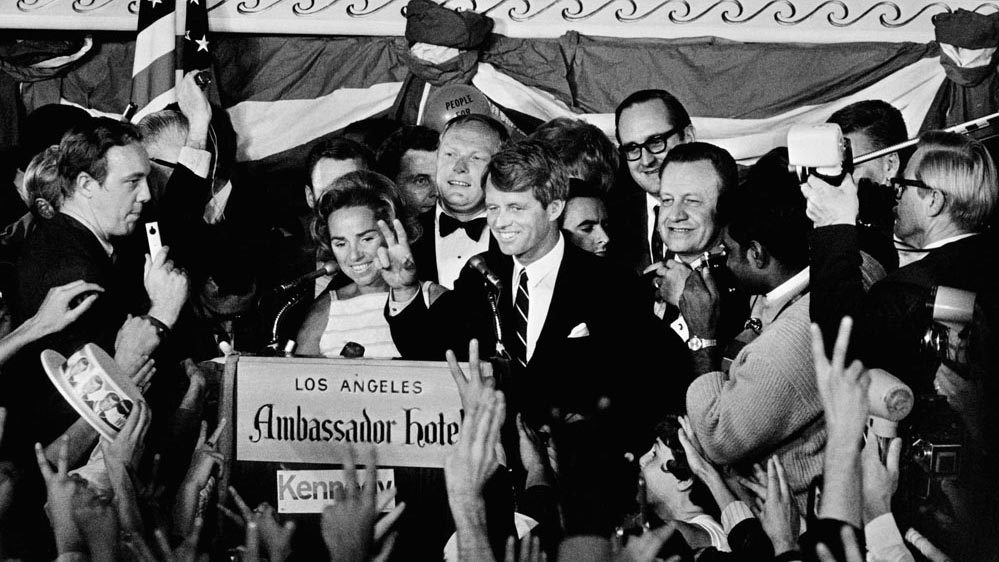 '. Ngày này năm xưa: Thảm kịch ám sát tái diễn với nhà Kennedy .'