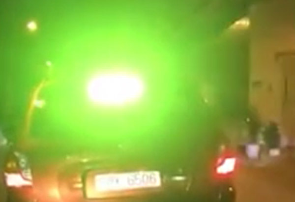 Ẩn họa tai nạn giao thông từ việc độ đèn led ô tô, xe máy siêu sáng
