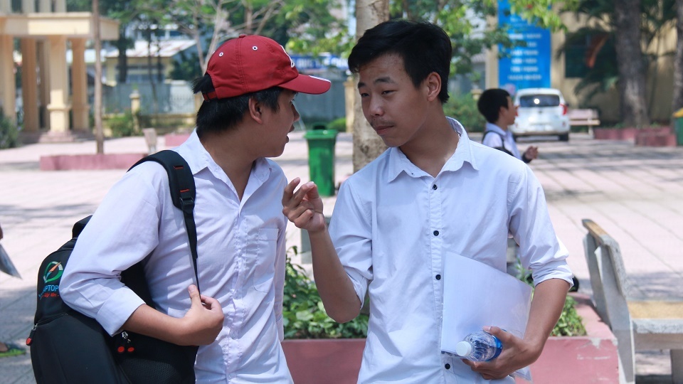 Đề Văn thi vào lớp 10 Hà Nội có câu hỏi gây khó cho nhiều thí sinh