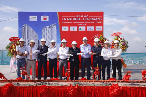 La Astoria giai đoạn 2 - 3 cất nóc vượt tiến độ