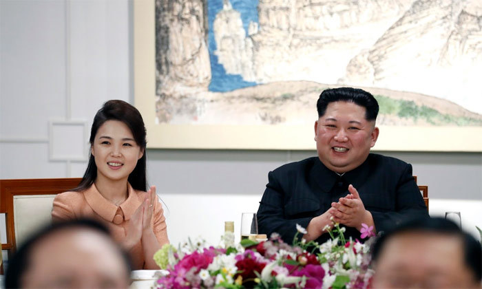 Hé mở hình ảnh cuộc sống của vợ chồng Kim Jong Un
