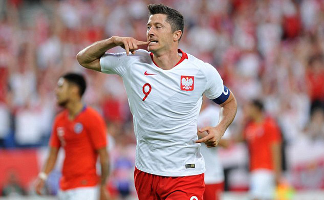 Lewandowski ghi bàn, Ba Lan vẫn không thể thắng Chile