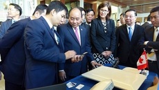 Thủ tướng dự buổi trình diễn “Công nghệ thông minh cho tương lai” tại Canada Thủ tướng dự buổi trình diễn “Công nghệ thông minh cho tương lai” tại Canada