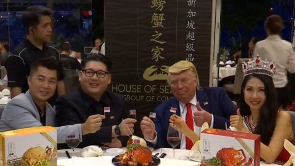 'Bản sao' Kim -Trump dự 'thượng đỉnh cua sốt ớt' ở Singapore