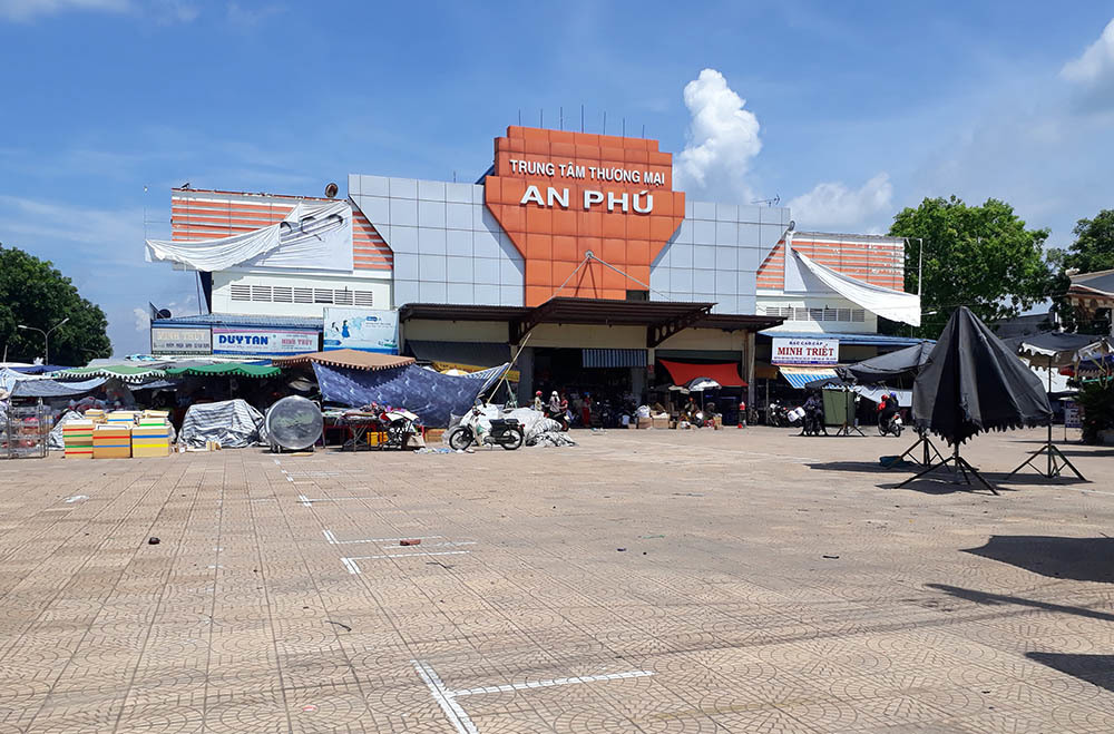 Nguyên bí thư huyện ưu ái giao hàng nghìn m2 đất cho doanh nghiệp