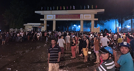 Không thể biện minh bằng bạo lực