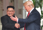 Lí do Kim Jong Un cao 'khác thường' khi gặp ông Trump