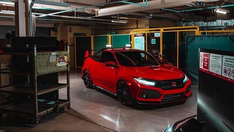 Độc đáo xe độ Honda Civic Type R như xe đua
