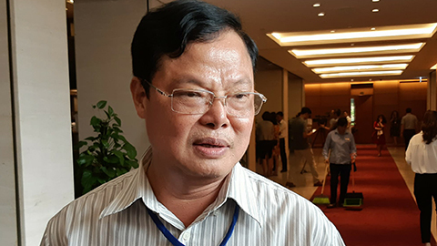 Quan chức 4-5 cái nhà có bao giờ lấy tên mình và vợ đâu