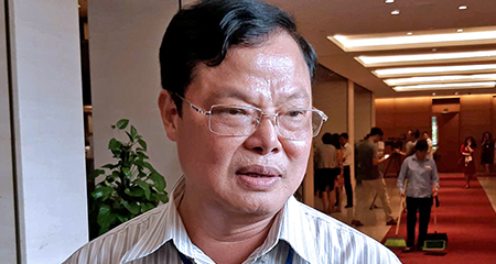 Quan chức 4-5 cái nhà có bao giờ lấy tên mình và vợ đâu