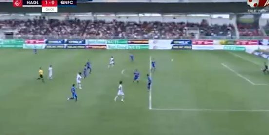 HAGL 1-0 Quảng Nam: Công Phượng lập siêu phẩm