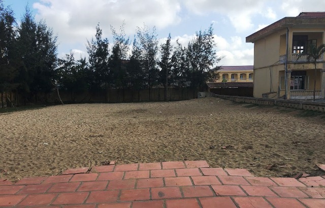 Kiểm điểm tập thể, cá nhân trong việc xây bể bơi xong rồi lấp bỏ