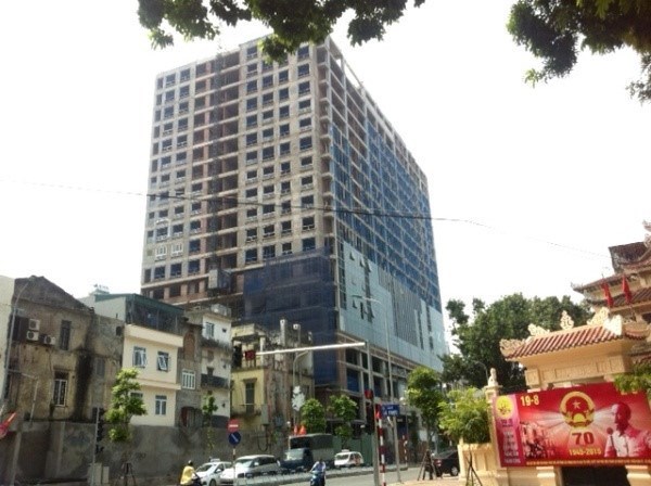 Hà Nội xem xét phương án xử lý dứt điểm sai phạm nhà 8B Lê Trực