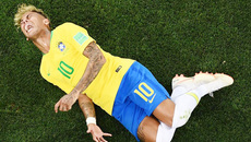 Thụy Sỹ chơi đòn bẩn, Neymar bị "chặt chém" nhiều nhất World Cup