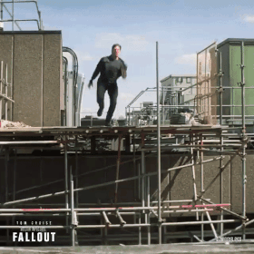 Cú nhảy thách thức tử thần của Tom Cruise trong 'Nhiệm vụ bất khả thi 6'