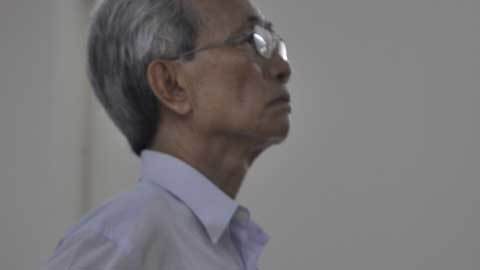 Tin pháp luật số 51: Ông lão dâm ô trẻ em và diễn viên đi lừa đảo