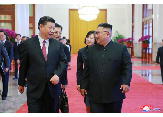 Hình ảnh Kim Jong Un thăm TQ lần ba