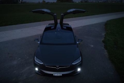 Xe điện Tesla