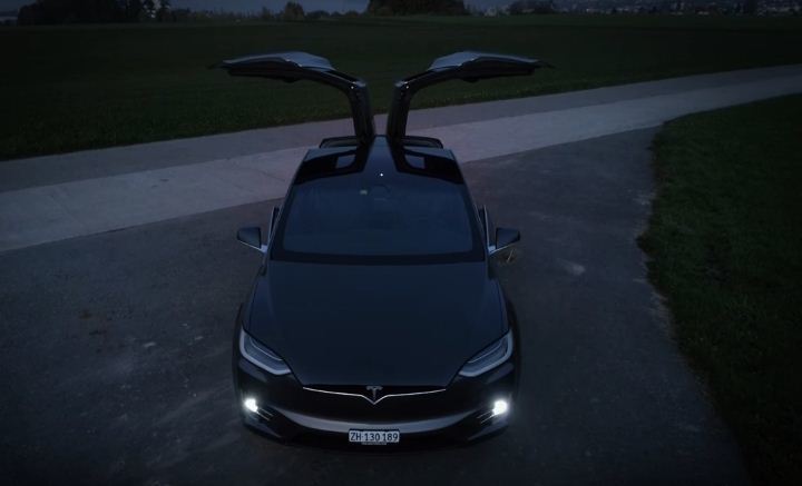 Xe điện Tesla
