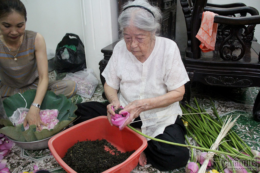 trà sen Tây Hồ,hồ Tây,Hà Nội