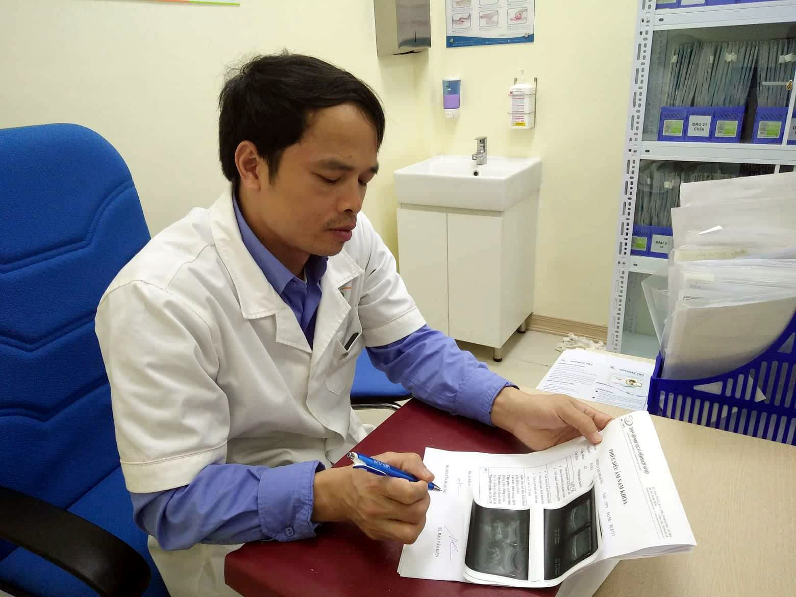 Một tháng sau cưới, cô dâu trẻ khóc lóc 'cầu cứu'
