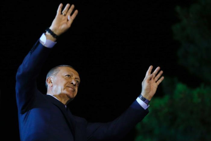 Tổng thống Thổ Nhĩ Kỳ Erdogan tái cử, thề quyết chiến chống khủng bố