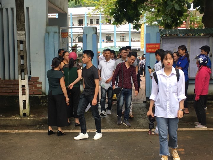 Thí sinh ở Lai Châu không đến được điểm thi vì sạt lở đường