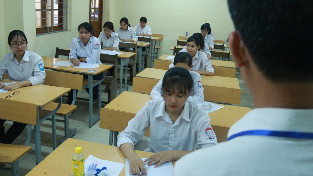 44 thí sinh bị đình chỉ trong ngày đầu tiên thi THPT quốc gia