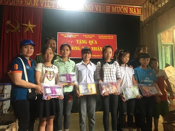 Hội thiện nguyện Đồng Tâm: Tặng quà cho học sinh và đồng bào vùng cao Yên Bái