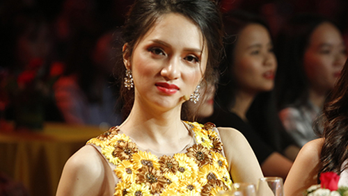 Quý ông đại chiến: Hoa hậu Hương Giang thừa nhận văn dở, toán kém  nên chỉ biết trông cậy môn thể dục