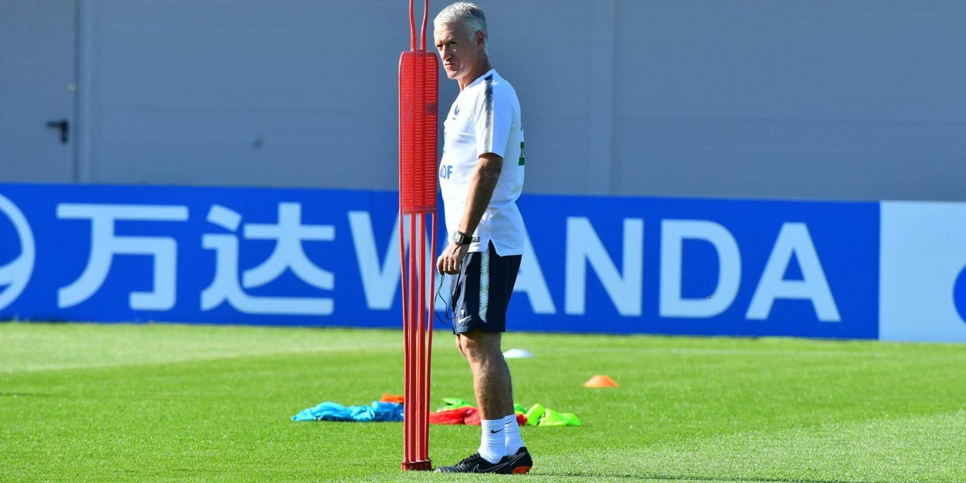 Pháp vs Argentina: Deschamps bị chỉ trích vì trò